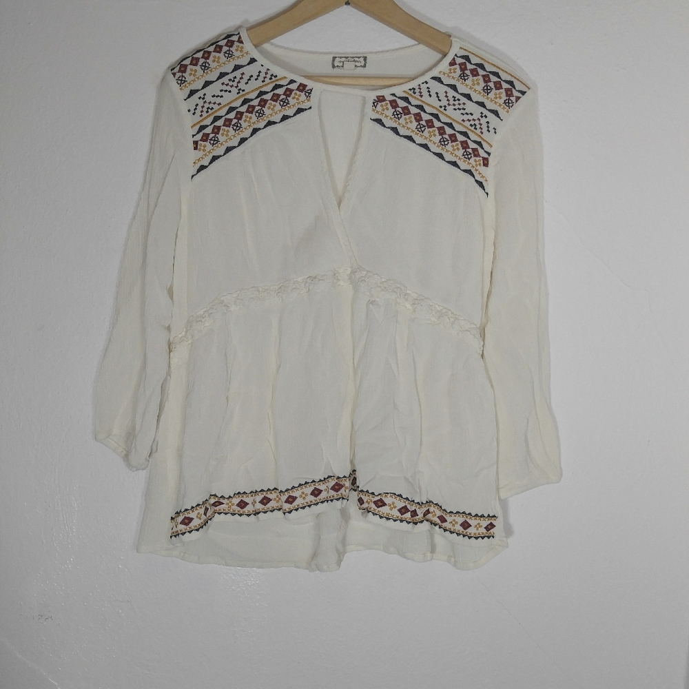 Boho 3/4 sleeve embroidered top